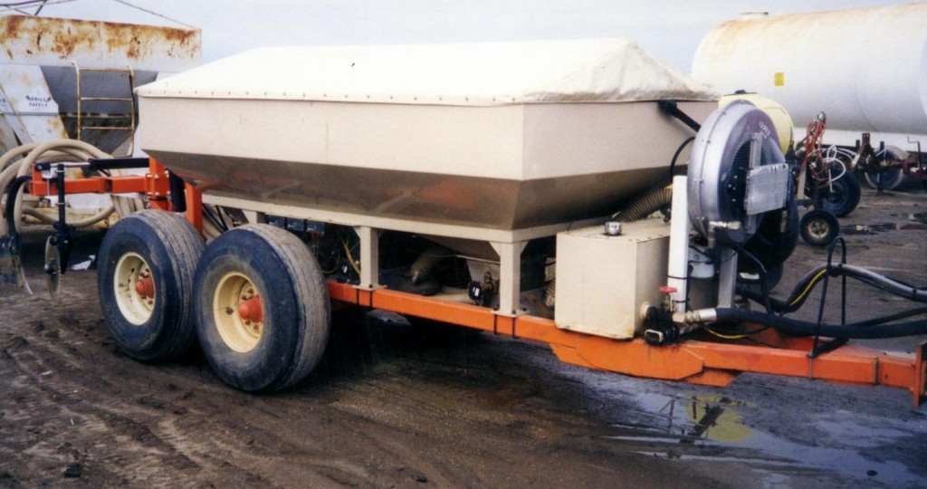 AGPRO's 190-DX3 Multi bin applicator.